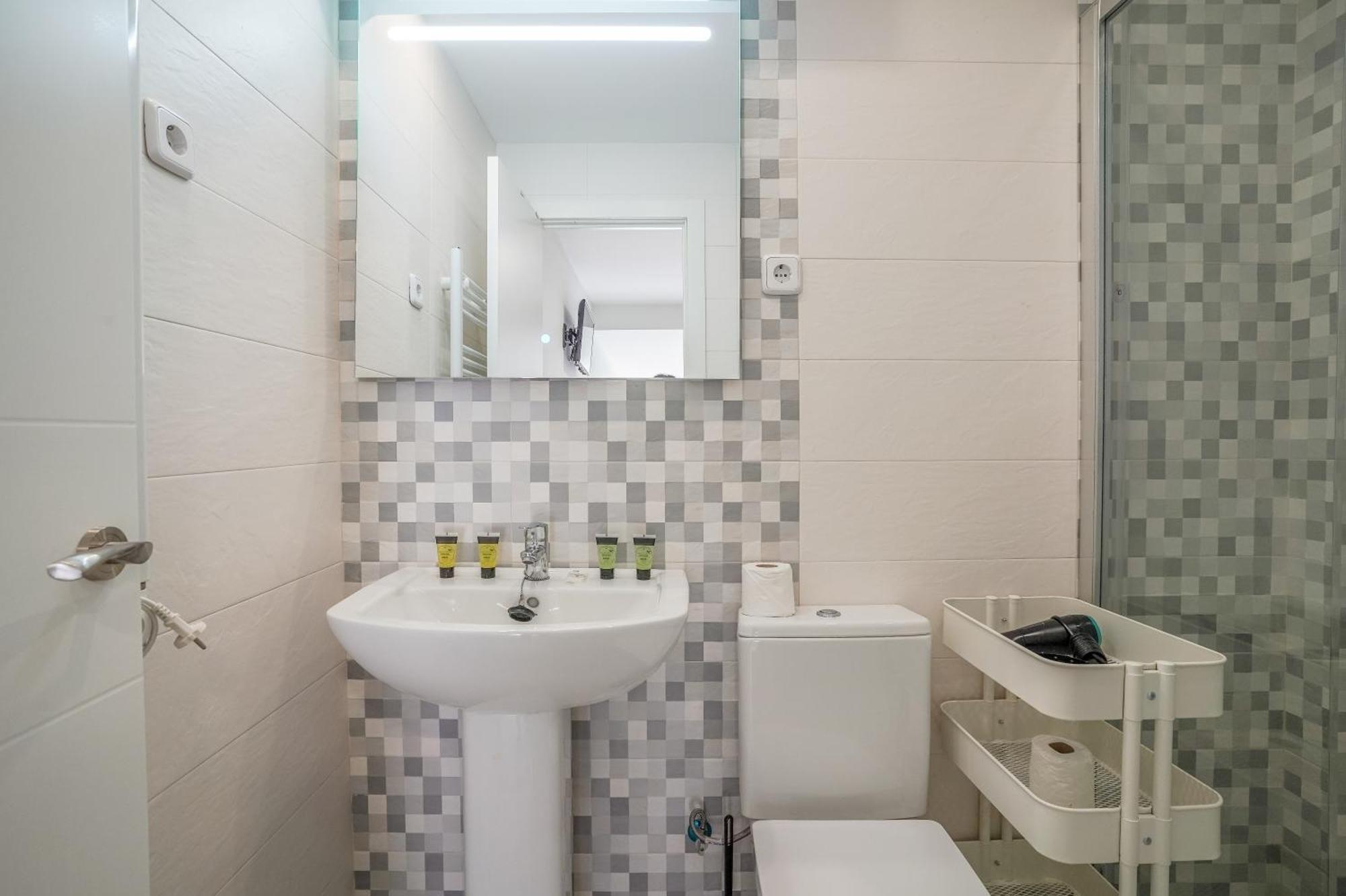 Modern Duplex-2Bedrooms 1.5Baths-Delicias Madrid Exteriör bild